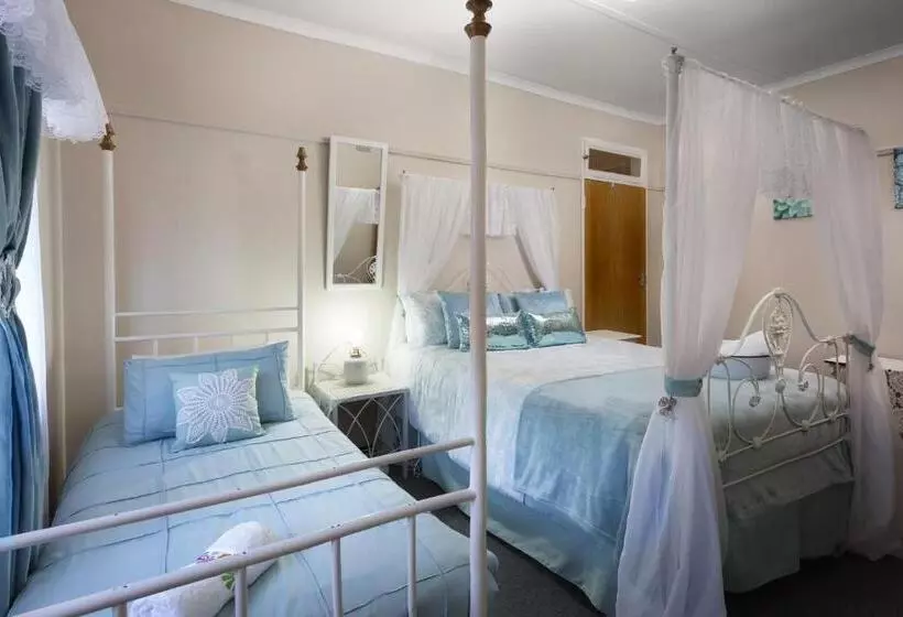 Aamiaismajoitus (B&B) Hillside Guest House