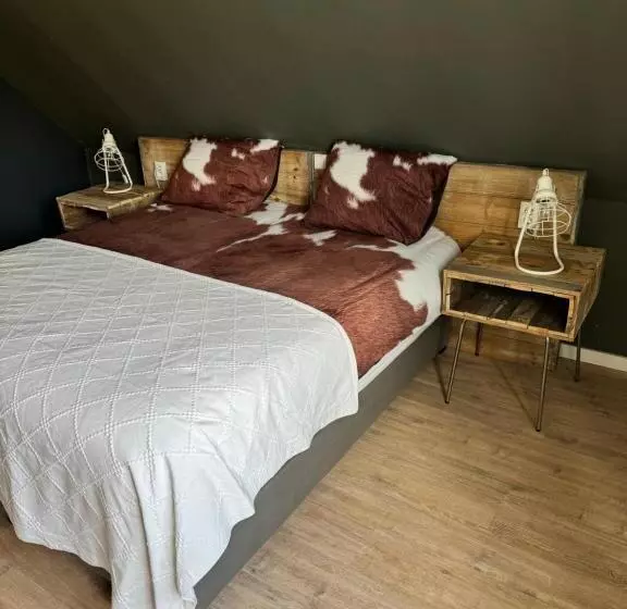 Aamiaismajoitus (B&B) Ontbijt Bij De Boerenmeid