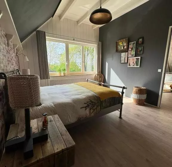 Aamiaismajoitus (B&B) Ontbijt Bij De Boerenmeid