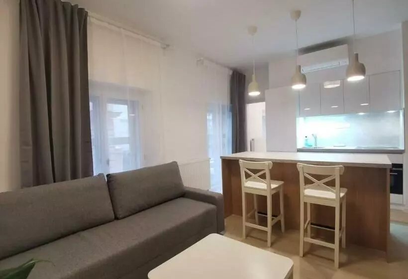 City Castle Apartments Free Parking