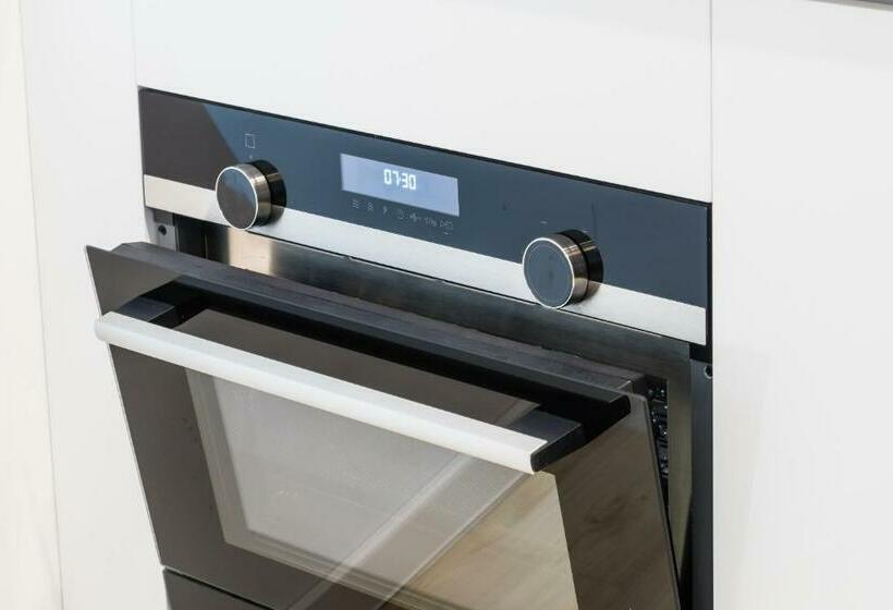 City Castle Apartments Free Parking