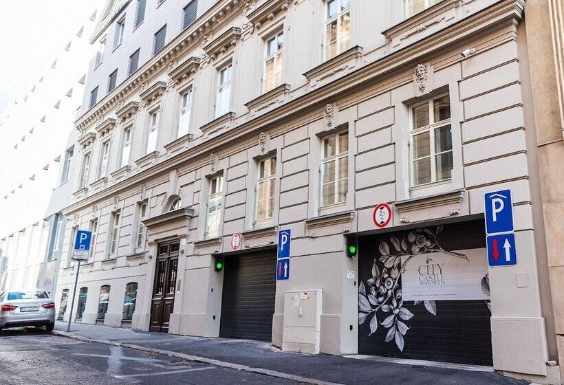 City Castle Apartments Free Parking