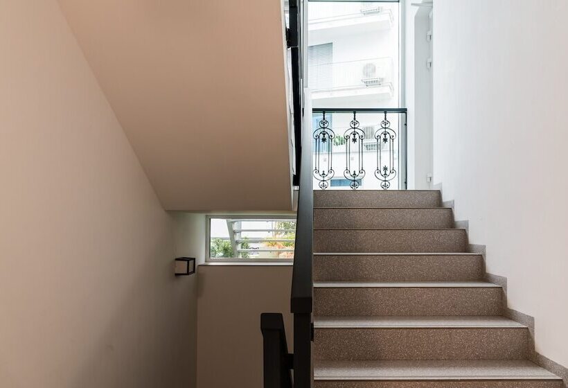 City Castle Apartments Free Parking