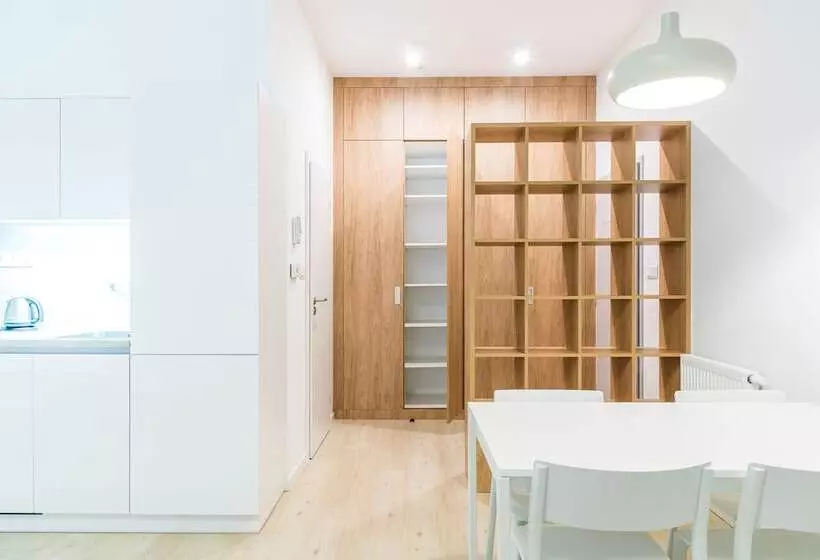 City Castle Apartments Free Parking