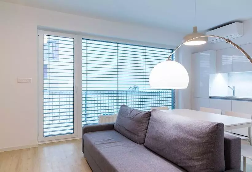 City Castle Apartments Free Parking