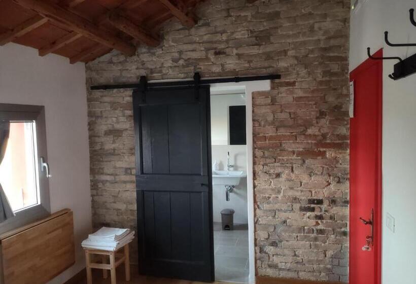 בית מלון כפרי Cortezecchina