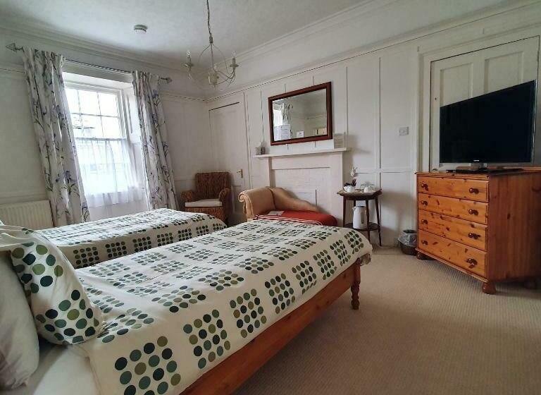 Moraybank Bed & Breakfast