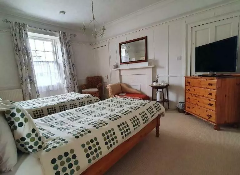 Moraybank Bed & Breakfast