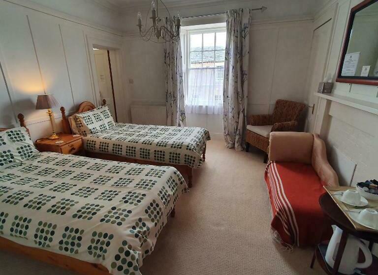 Moraybank Bed & Breakfast