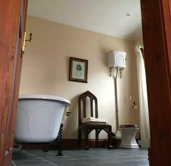 Moraybank Bed & Breakfast