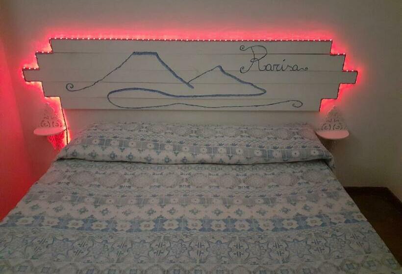 پانسیون Camera Rarisa Napoli Centro