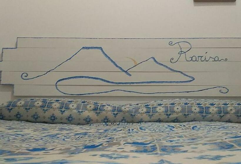 پانسیون Camera Rarisa Napoli Centro