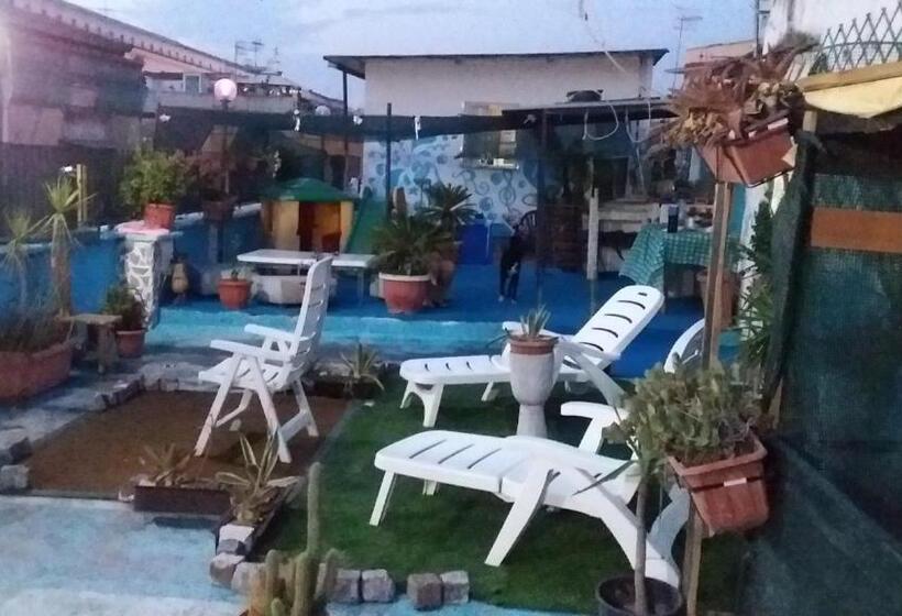 پانسیون Camera Rarisa Napoli Centro