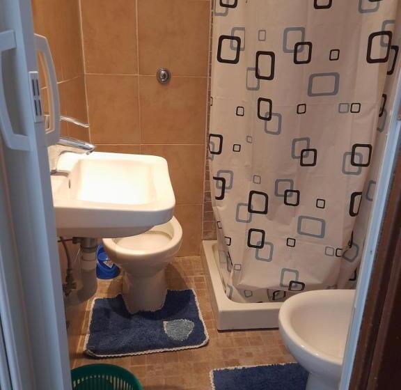 پانسیون Camera Rarisa Napoli Centro