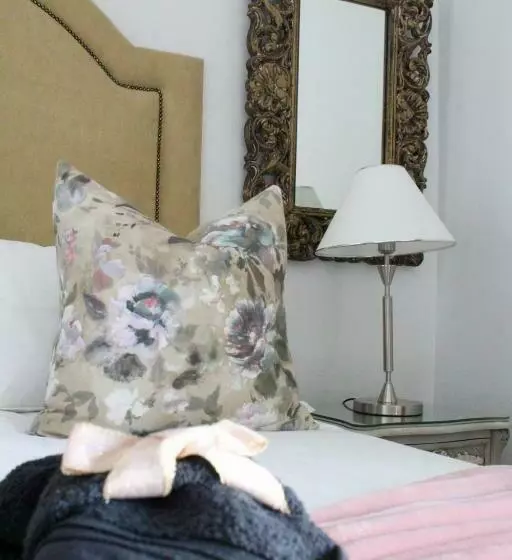 ペンション Fleur De Lis Guesthouse