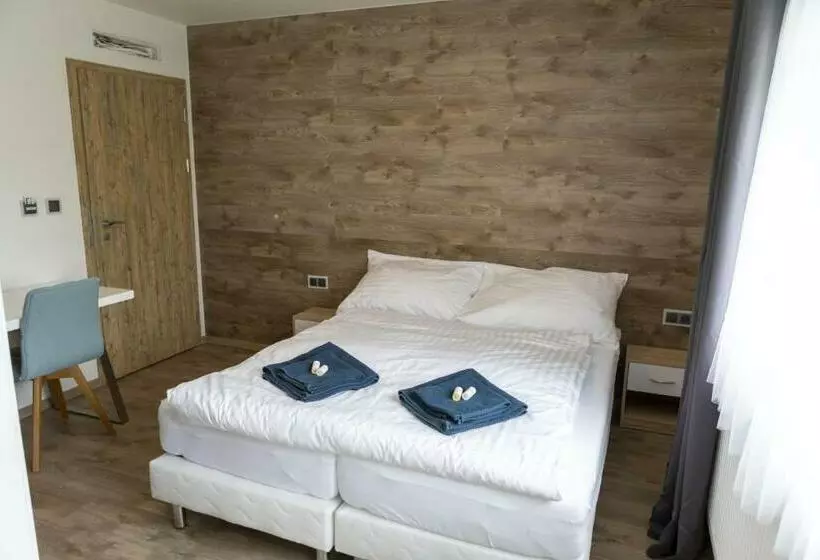 Pension Novohradská