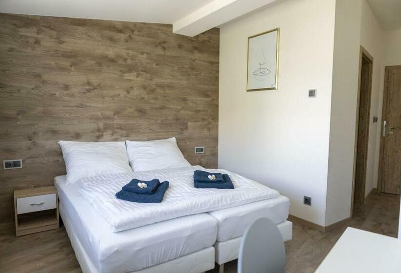 Majatalo Novohradská