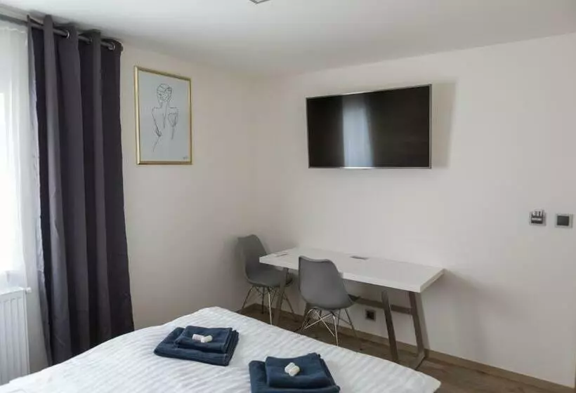 Pension Novohradská