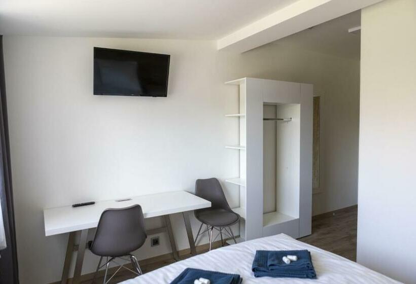 Majatalo Novohradská