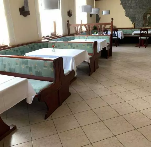 Retkeilymaja Landhotel Elterlein