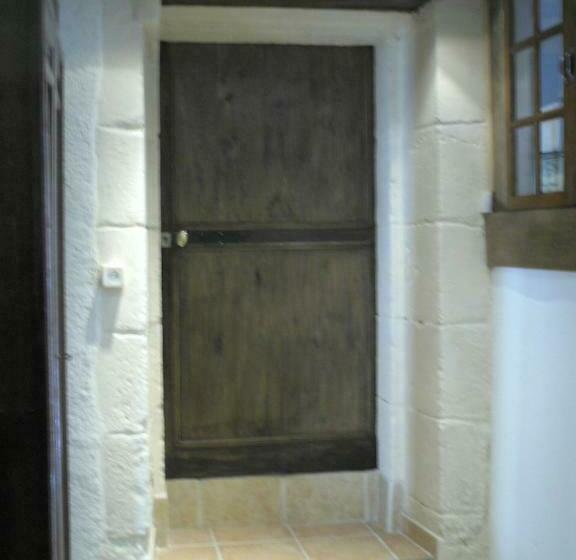 مبيت وإفطار Maison De La Loire