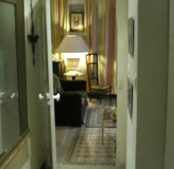 Aamiaismajoitus (B&B) Maison De La Loire