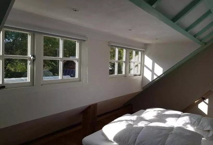 De Cromvoirtse Bed And Breakfast