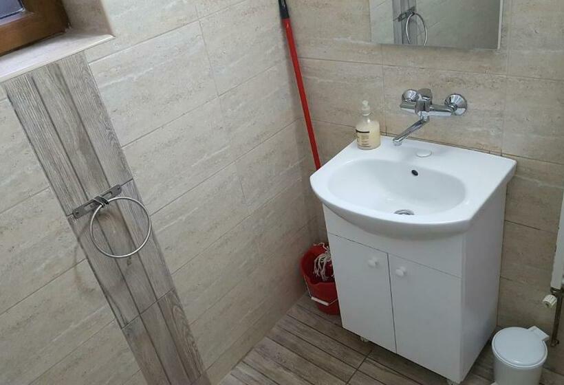 پانسیون Aurora Vendégház