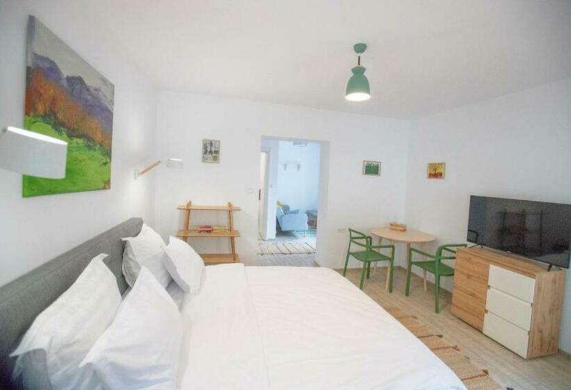 پانسیون Brasha Residence