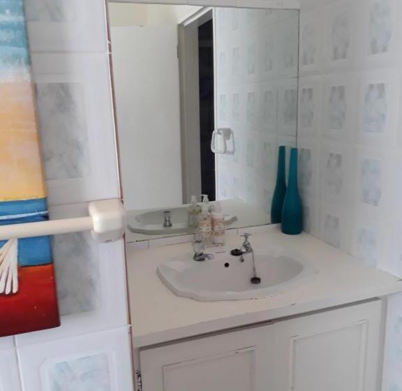 بنسيون Caledon Overnight Rooms