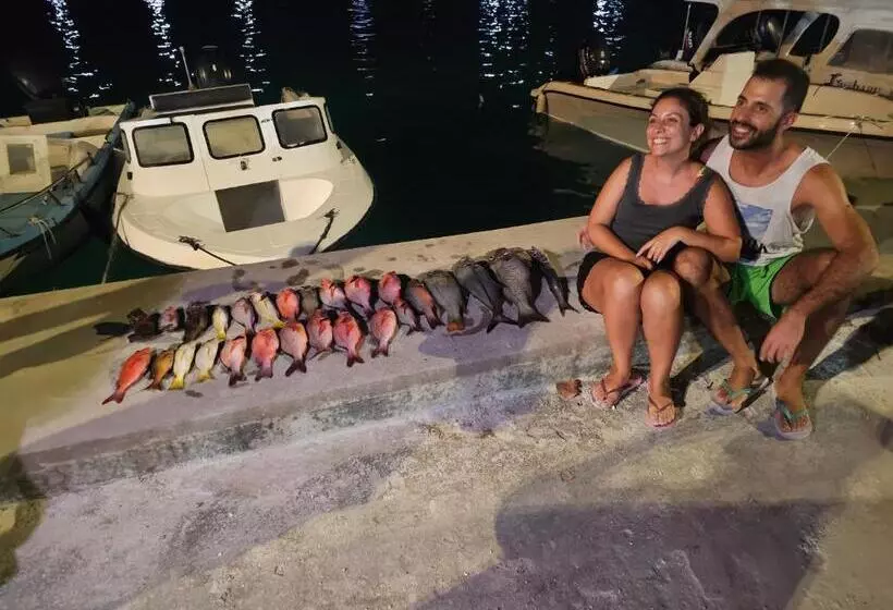 پانسیون Nirili Villa