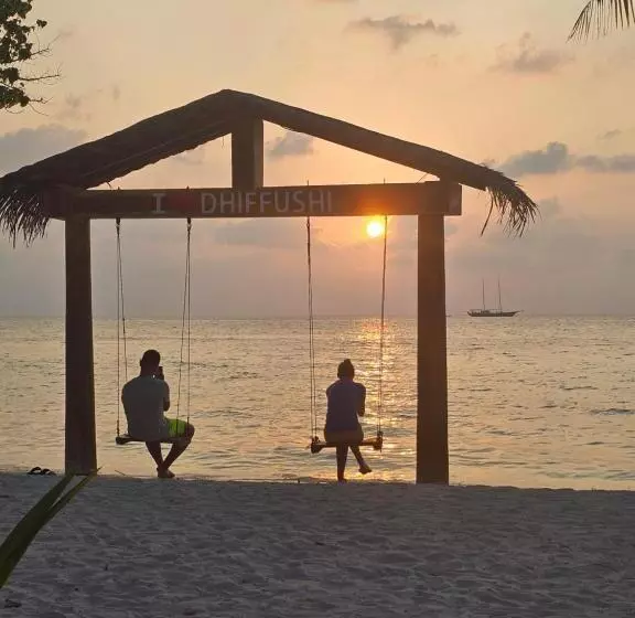 پانسیون Nirili Villa