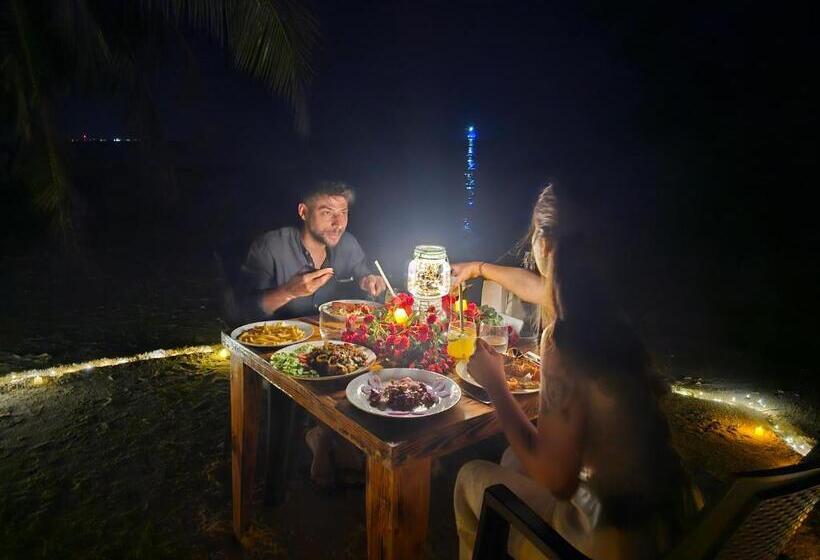 پانسیون Nirili Villa