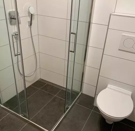Yasna Apartments