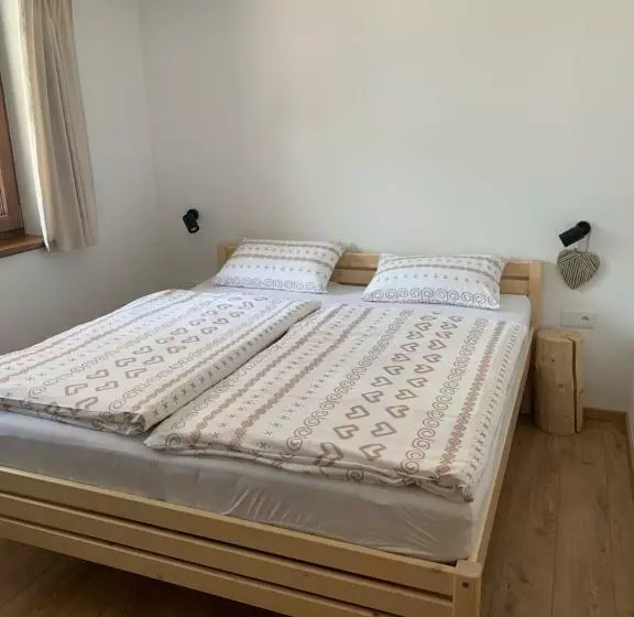 Yasna Apartments