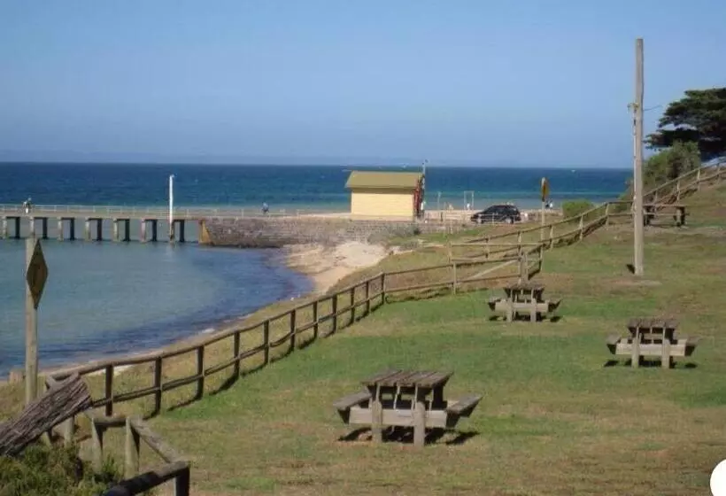 Aamiaismajoitus (B&B) By The Bay Short Stays Guest Suite 1 To 7 Days