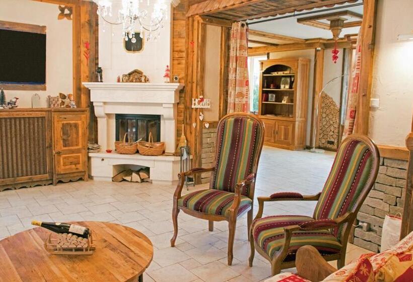 ベッドアンドブレックファースト Chez Marlyse Chambres Et Table D Hôtes