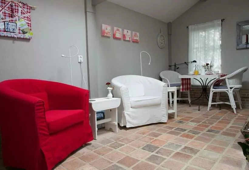 Aamiaismajoitus (B&B) In D Ouwe Vlaamse Schuur