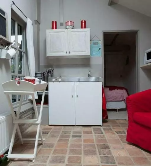 Aamiaismajoitus (B&B) In D Ouwe Vlaamse Schuur