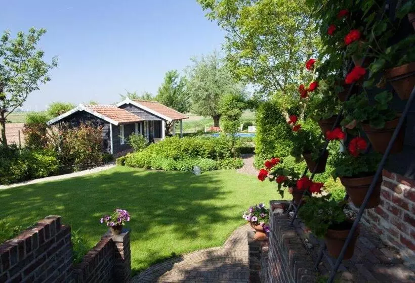 Aamiaismajoitus (B&B) In D Ouwe Vlaamse Schuur