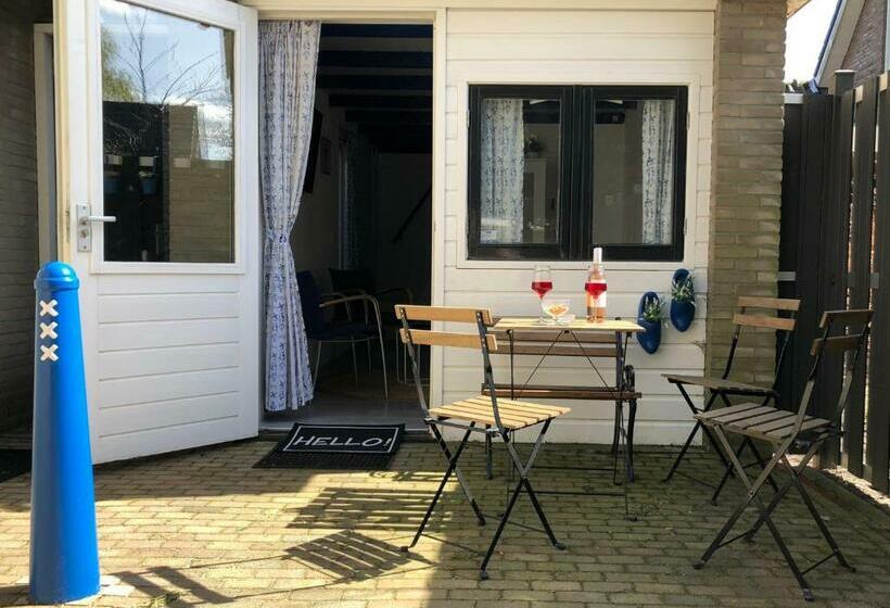 Bed and Breakfast Little House In Amsterdam