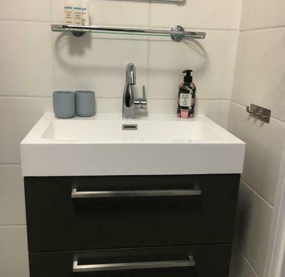 Bed and Breakfast Little House In Amsterdam