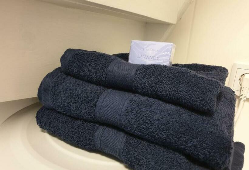 Bed and Breakfast Little House In Amsterdam