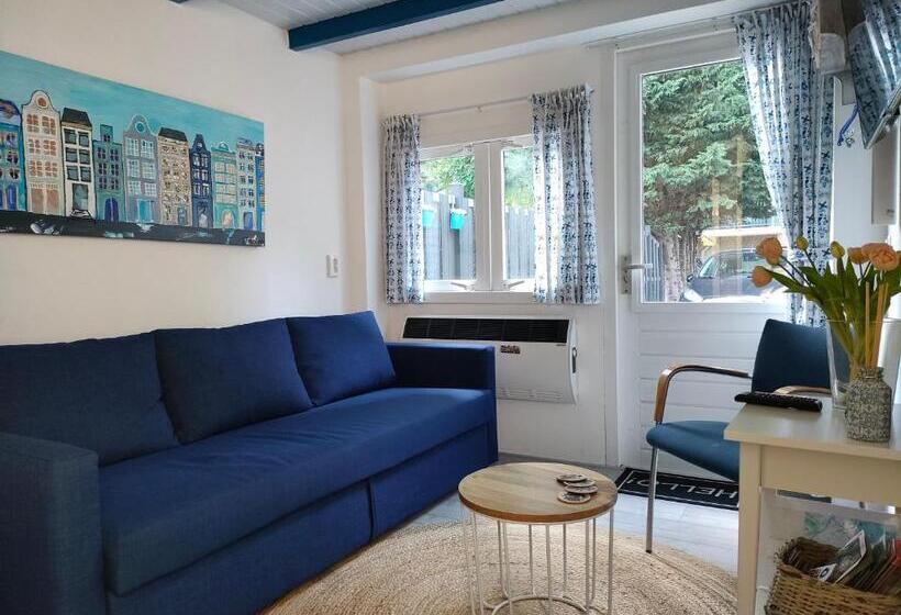 Bed and Breakfast Little House In Amsterdam