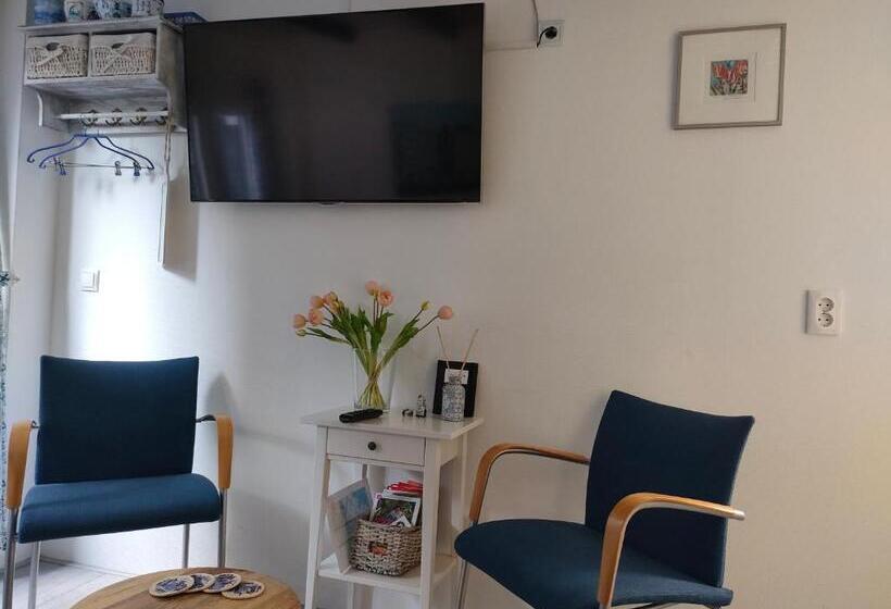 Bed and Breakfast Little House In Amsterdam