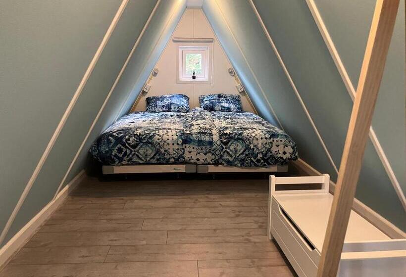 Bed and Breakfast Little House In Amsterdam