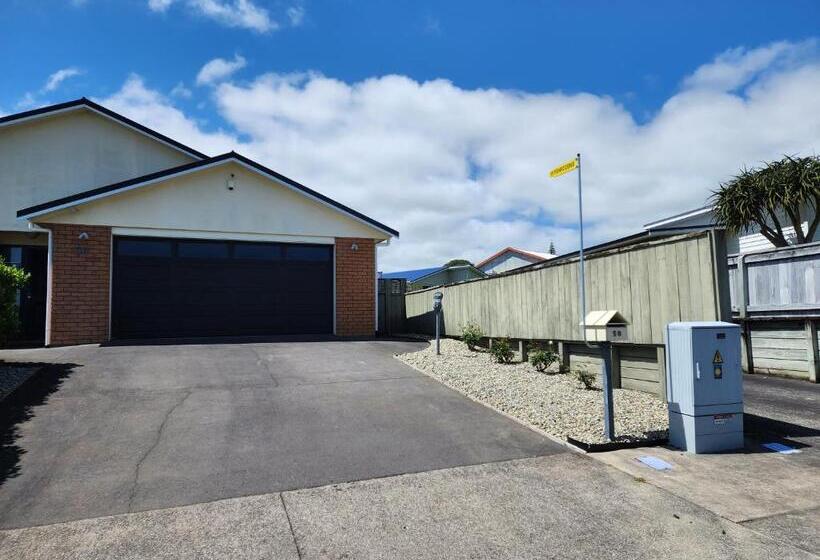 민박 Penrodbnb Shared Home