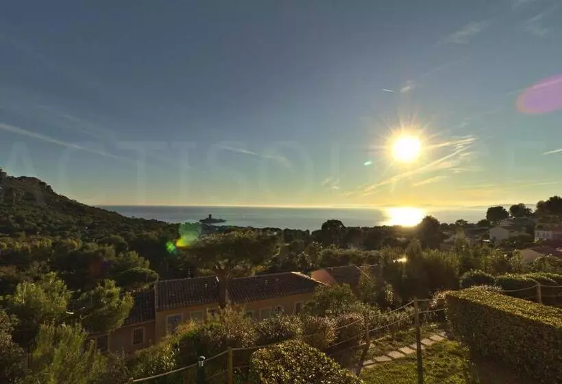 Cap Estérel By Actisource