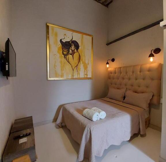 ホテル Alojamiento Romeo Y Julieta