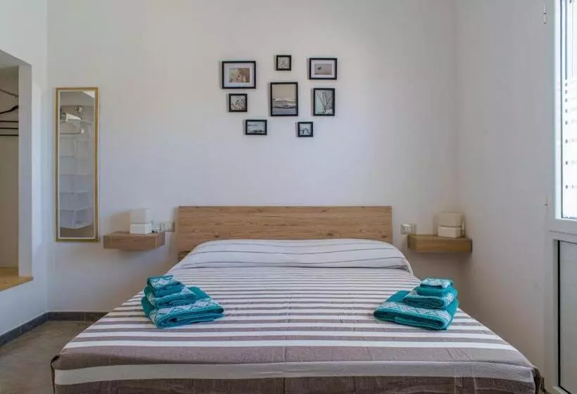 ペンション 40° Parallelo Guest House